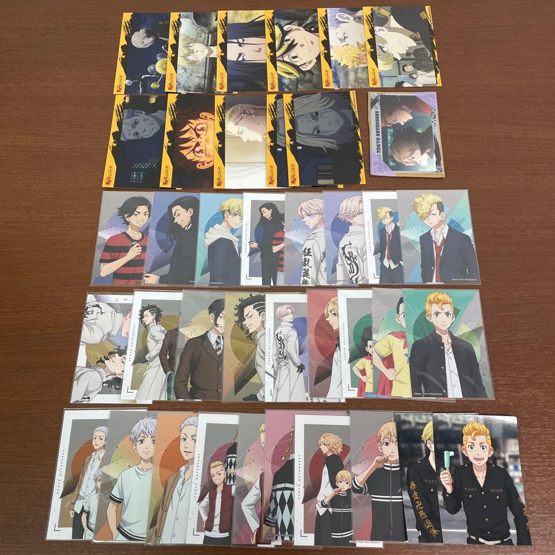 ❶①東京リベンジャーズ 色紙 缶バッジ 特典 ポストカード グッズまとめ売り