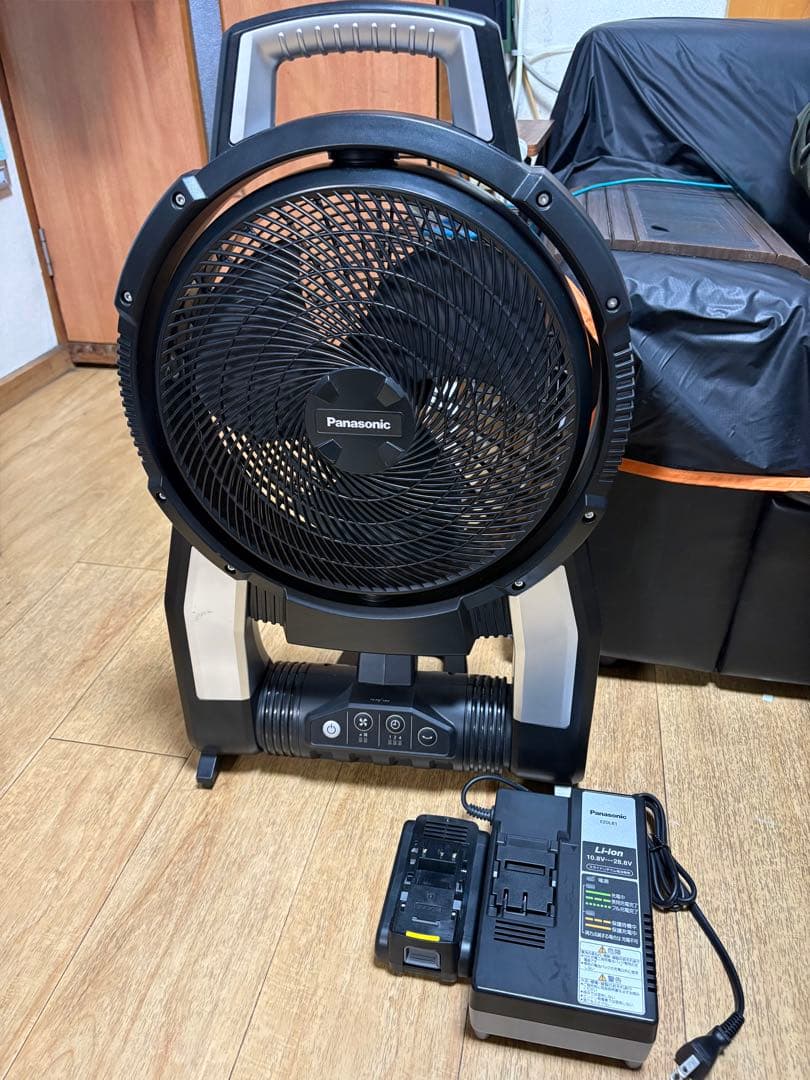 Panasonic 工事用充電扇風機 EZ37A4 バッテリー 充電器