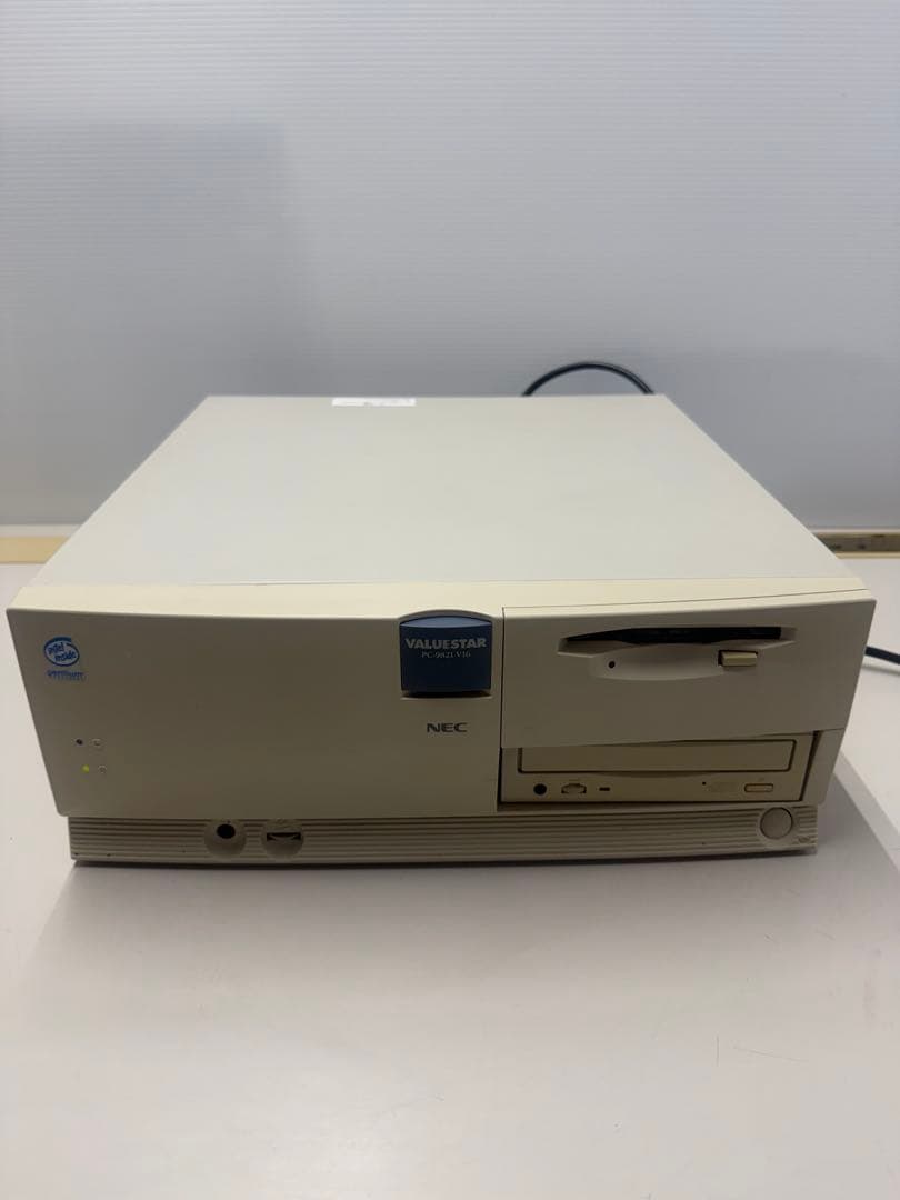 PC-9821 V16 本体 通電確認済み （ジャンク）