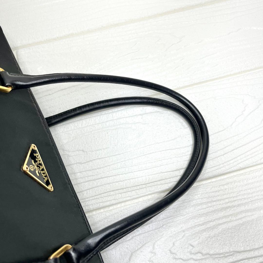 ✨美品✨☘️PRADA☘️✨トートバッグ✨三角ロゴ✨ナイロンレザー✨ゴールド金具✨