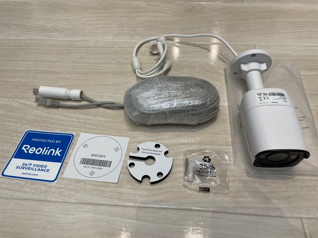 防犯カメラ　Reolink