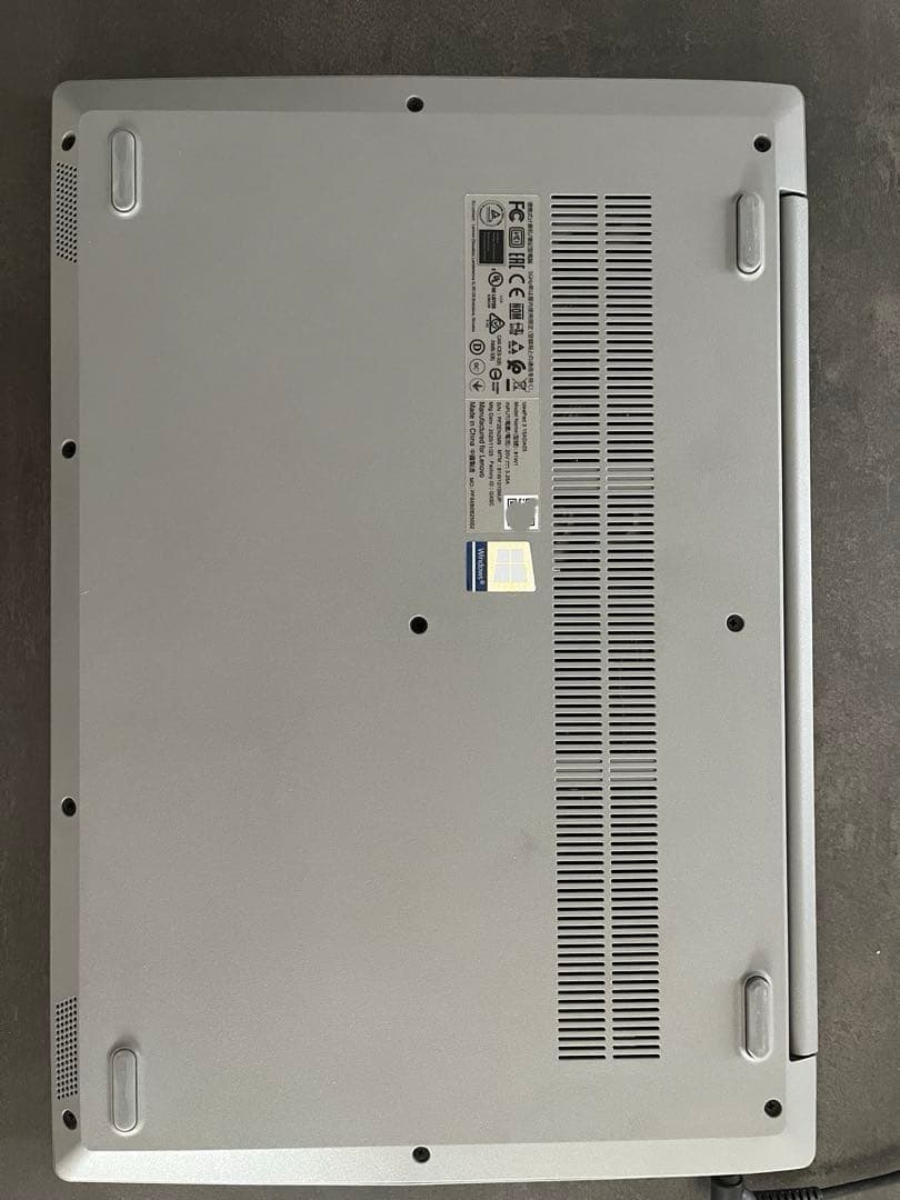 値下げ美品　Lenovo Ideapad／Ryzen5／8GB／SSD256GB