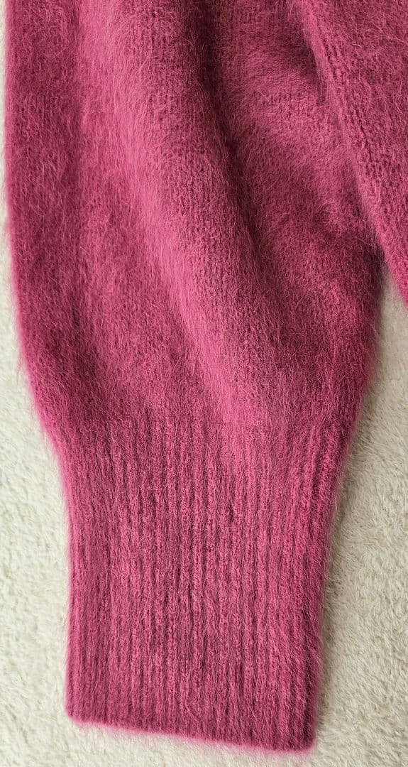 ●スローブイエナ　FOX混ニット