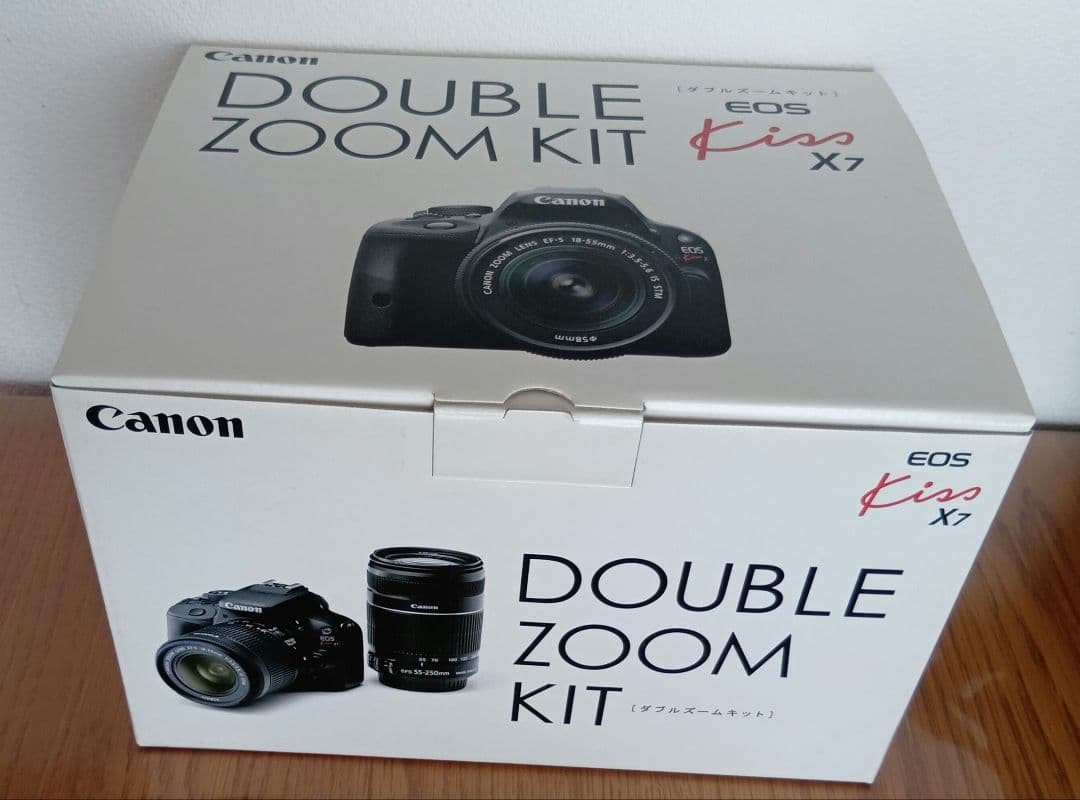 美品CanonEOSkissX7ダブルズームキットdiagnlニンジャストラップ