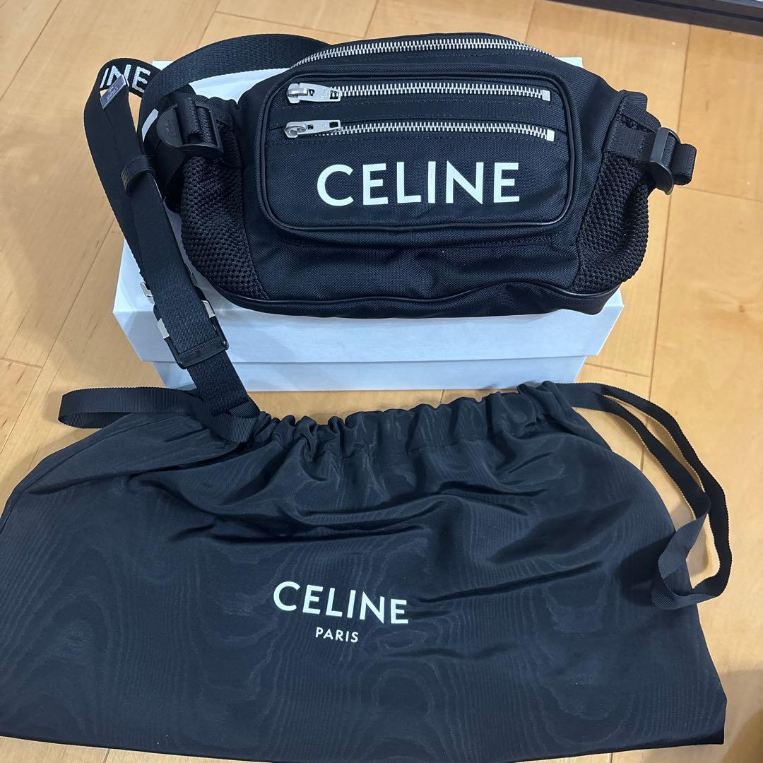 CELINE ブラック ボディバッグ