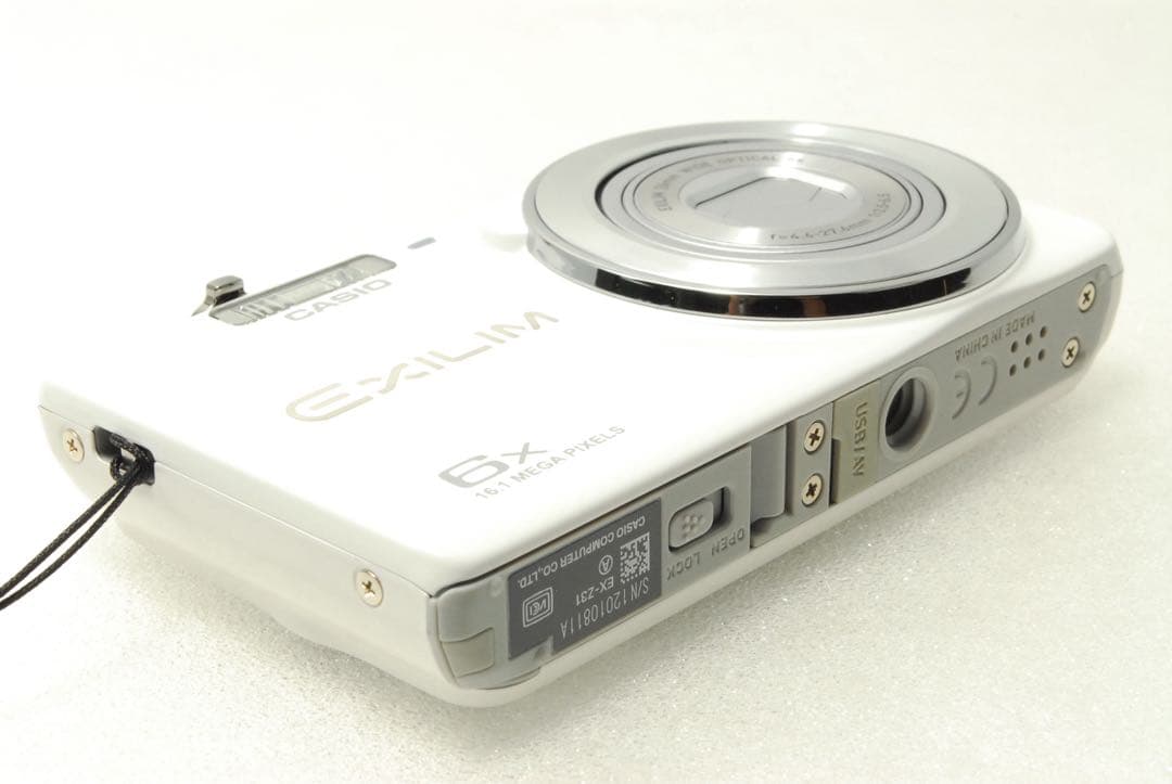 CASIO EXILIM EX-Z31❤️スマホ転送 動作確認済 ホワイト カメラ