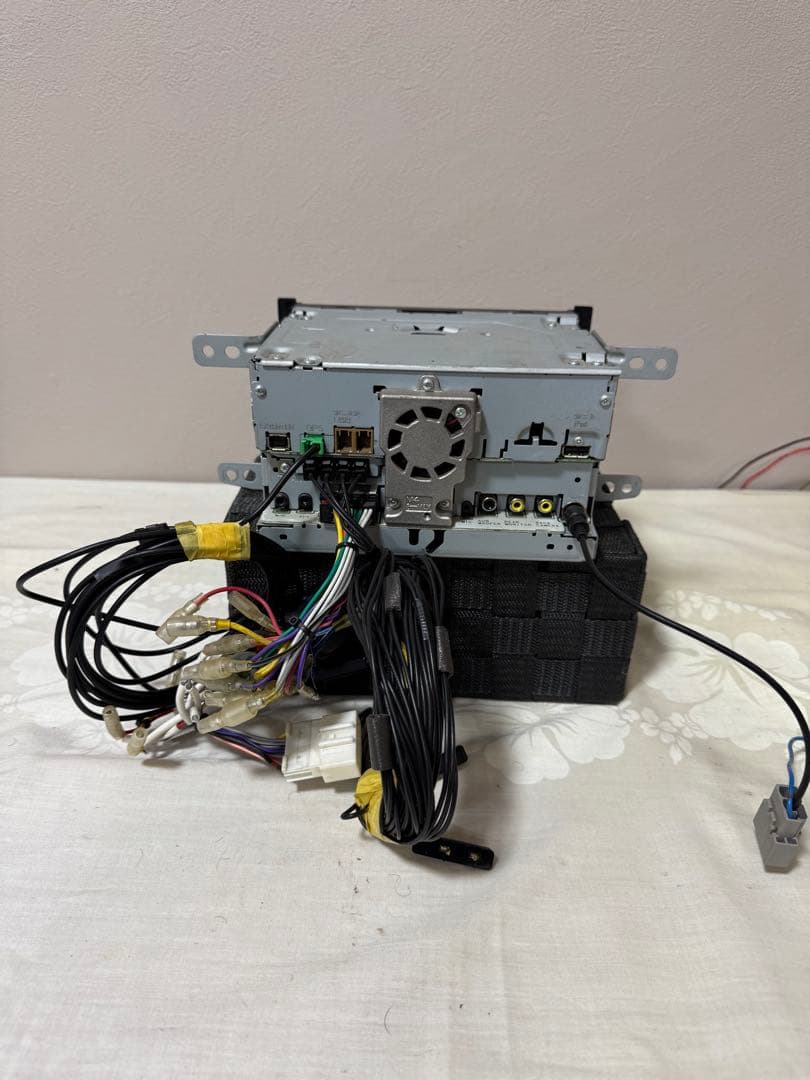 パイオニア AVIC-RZ701 ナビ フルセグ。地図データ2017年版。