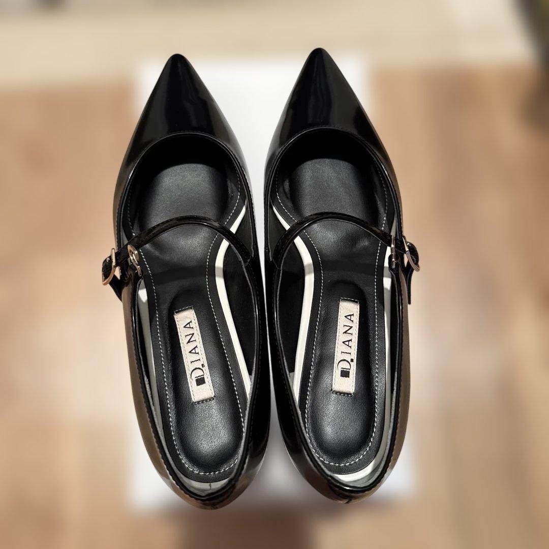 美品　DIANA パンプス　24cm ポインテッドトゥ　フラット　ブラック