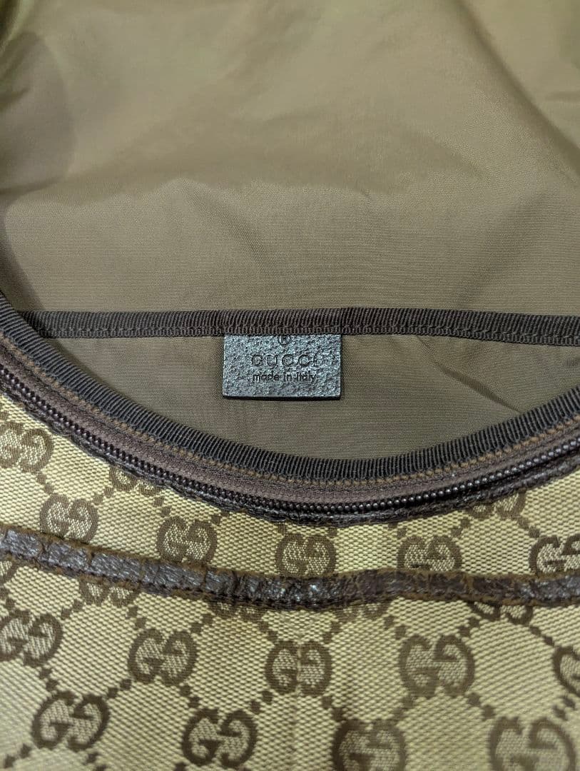 値下げ♪ GUCCI　マザーズバッグ　ショルダーバッグ　GG キャンバス