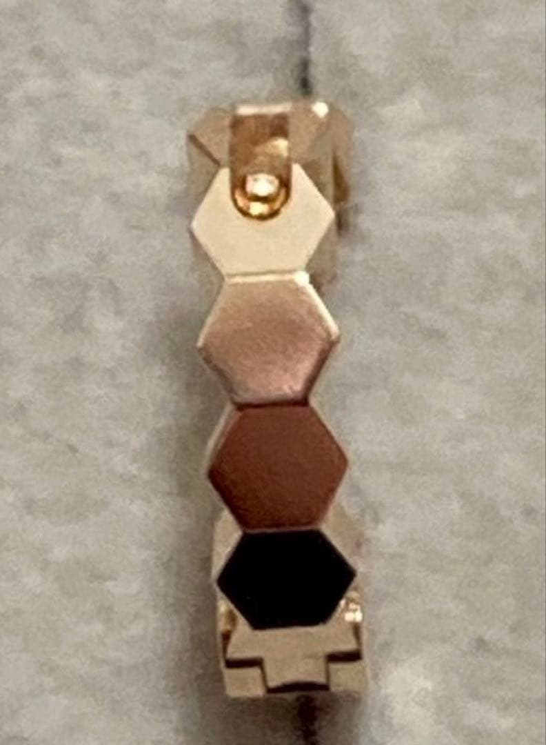 BEE DECHAUMET シングルフープピアスビードゥショーメ