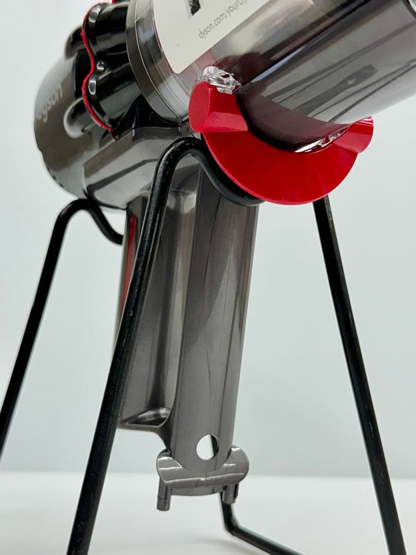 動作保証品　美品　2024年製　ダイソン　掃除機　Dyson SV21 本体のみ