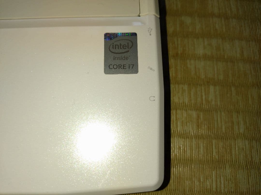 FUJITSU LIFEBOOK AH53/R ホワイト