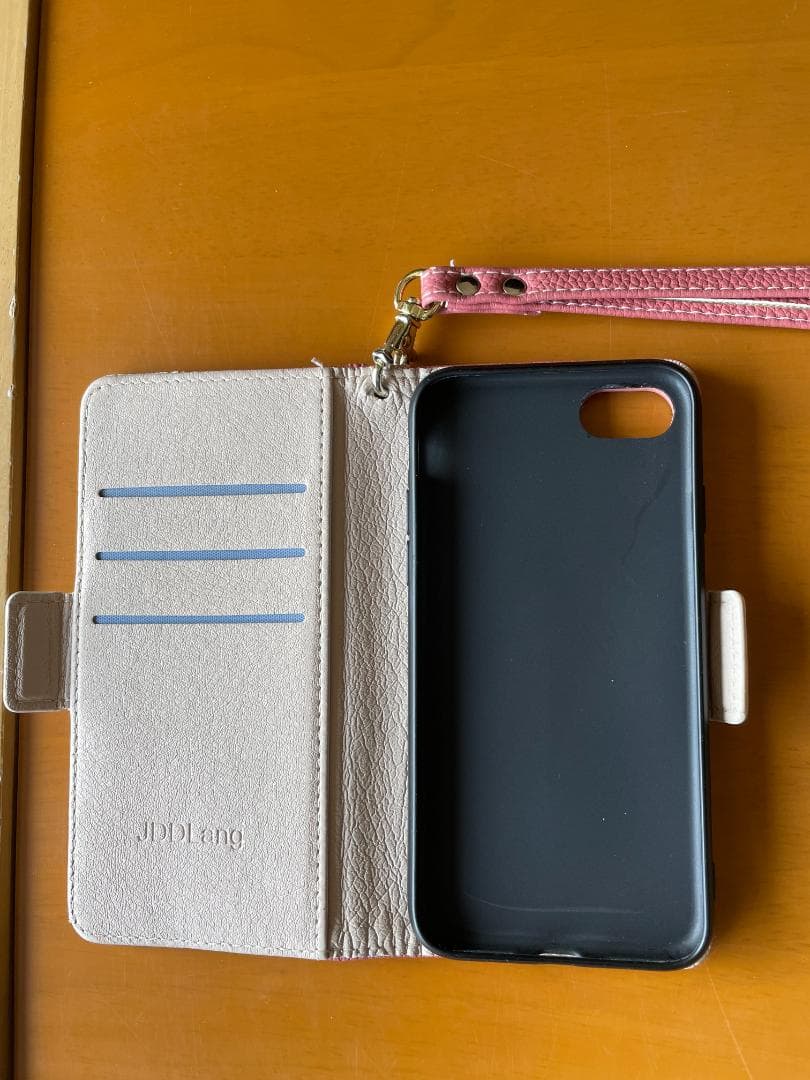 めりくりさん専用＜美品＞iPhone SE２ホワイト 外箱、充電ケーブル他