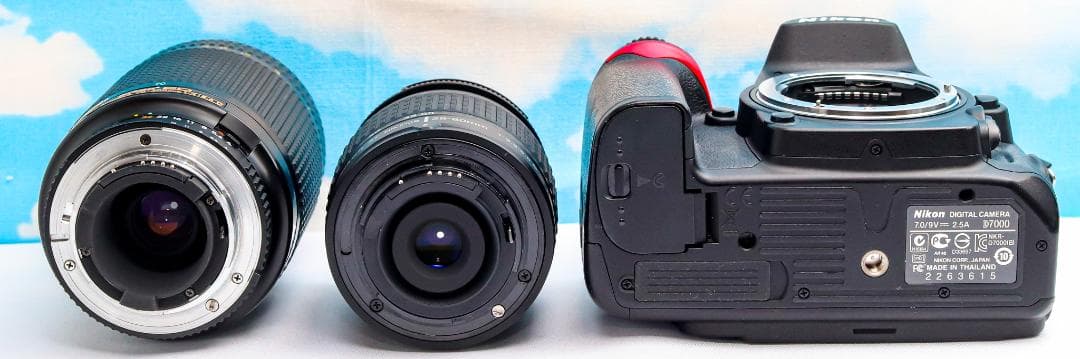 ニコン Nikon D7000⭐️望遠レンズ付⭐️スマホ転送⭐️一眼レフカメラ