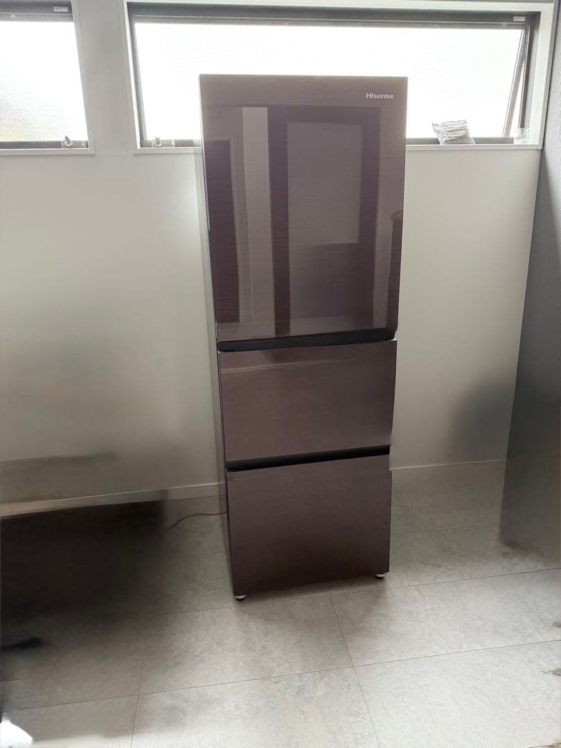 4日までの価格！送料込 Hisense 3ドア冷蔵庫 HR-GZ201B