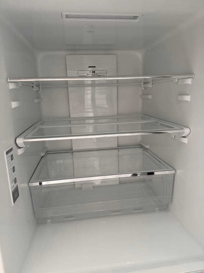 4日までの価格！送料込 Hisense 3ドア冷蔵庫 HR-GZ201B