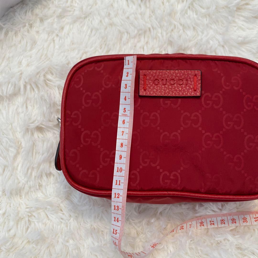 GUCCI新品ポーチ