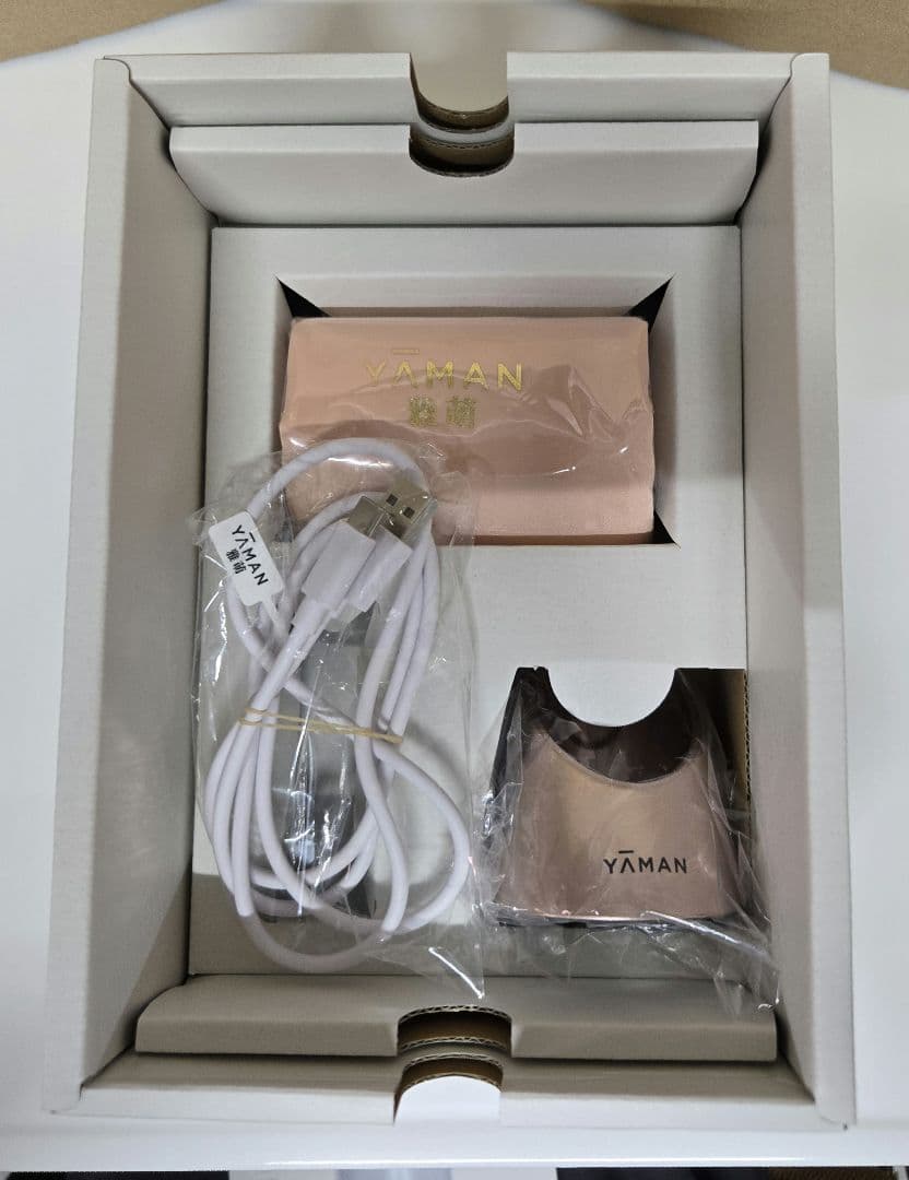 再値下げ！YAMAN フォトプラスShinyM18 美顔器