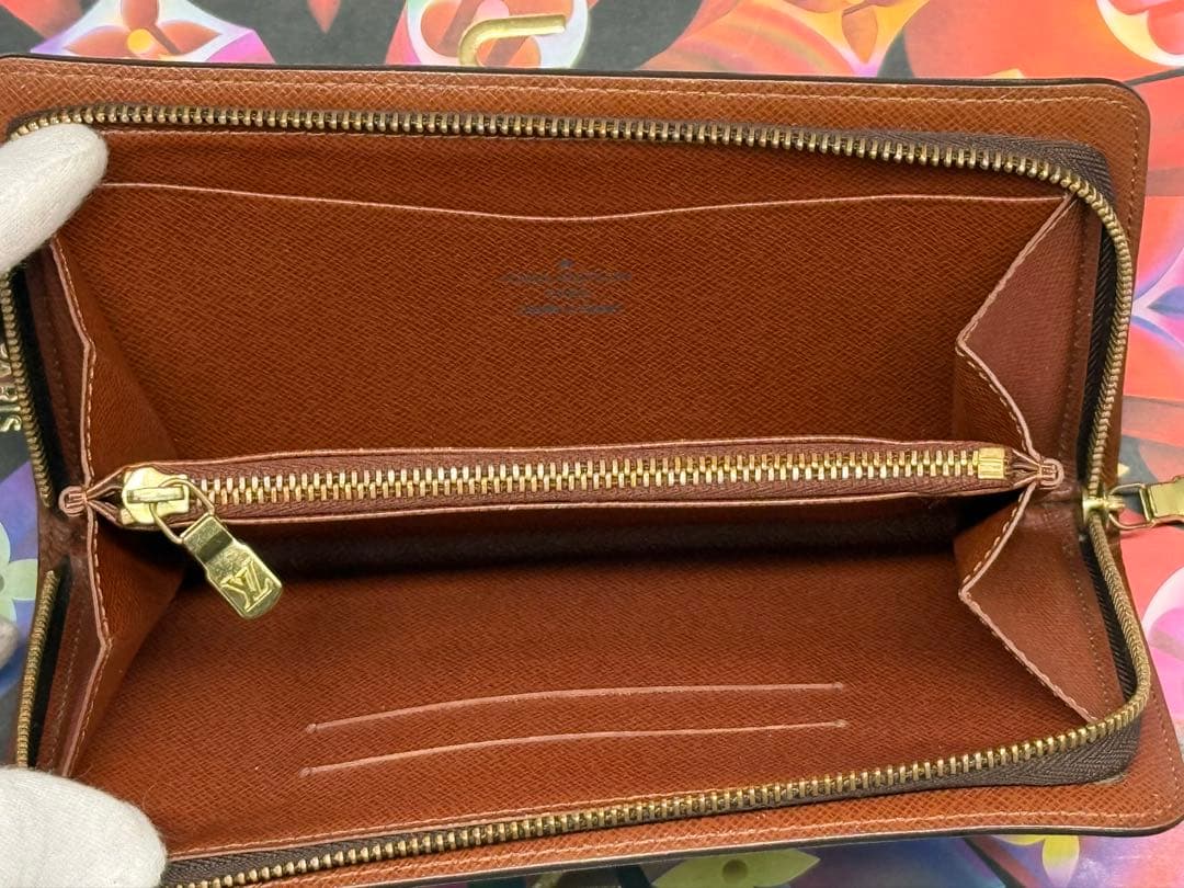 極美品！LOUIS VUITTONルイヴィトン　ラウンドファスナー長財布