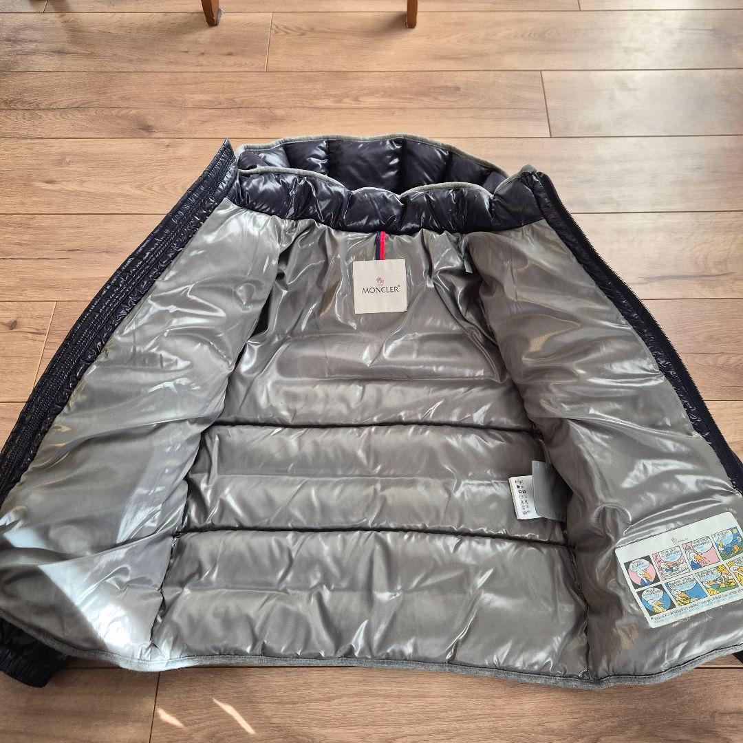 美品【モンクレール 】ダウン　キッズ 140 MONCLER