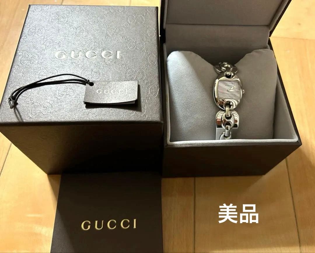 GUCCI 腕時計　レディース　美品