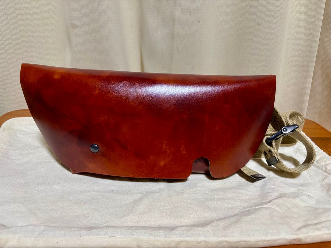 Uni&Co. 牛革メッセンジャーバッグ　超美品