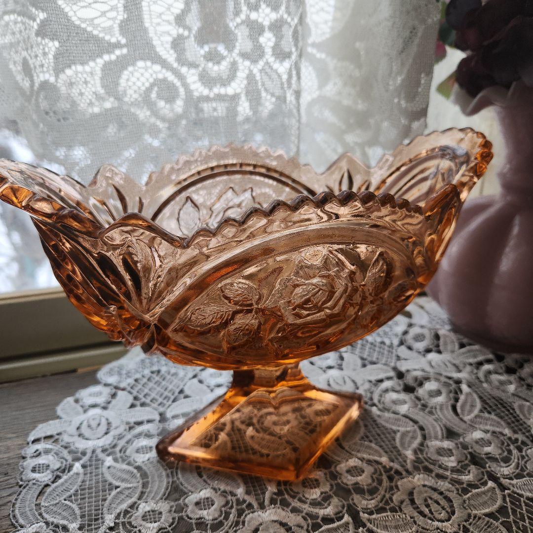 ピンクアンバー　薔薇のコンポート　フラワーベース