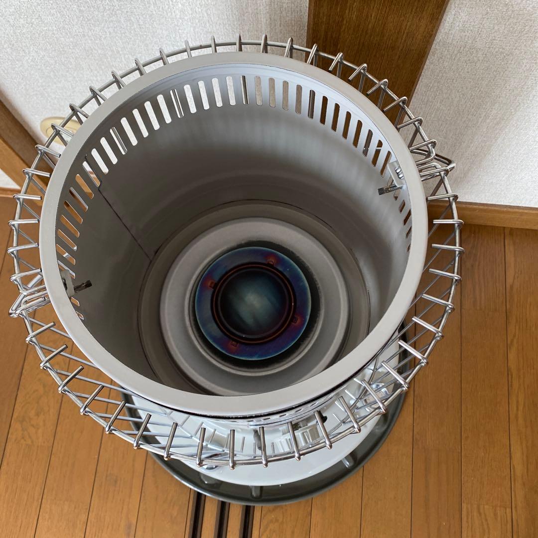 【トヨトミ】2021年製 自然対流型ストーブ KS-67H