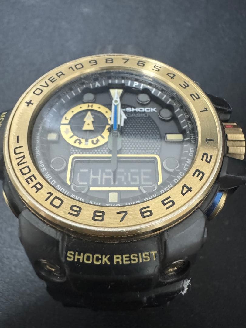 カシオ G-SHOCK ガルフマスター GWN-1000GB 電波ソーラー 金