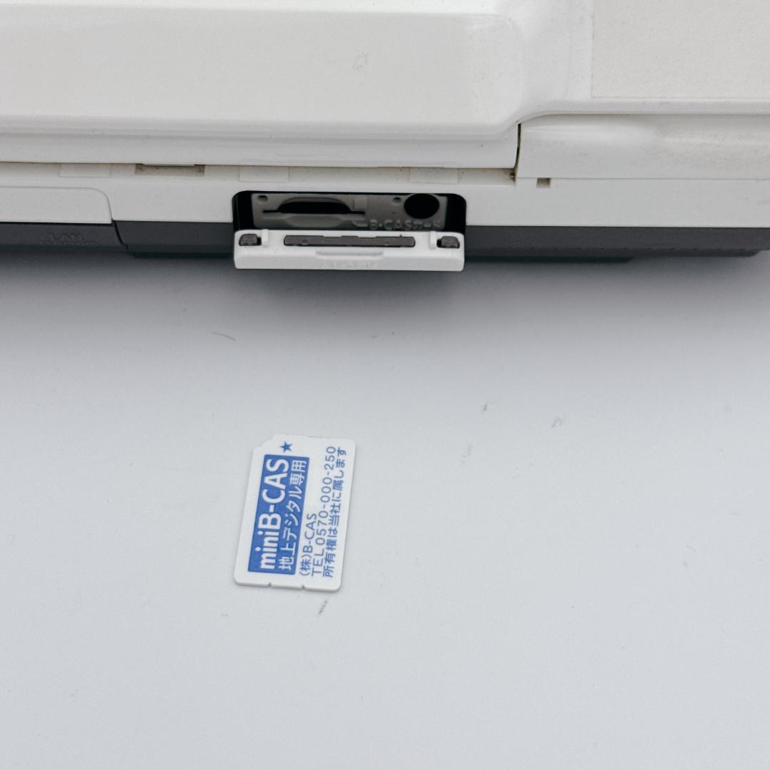 【概ね美品】Panasonic ポータブルテレビ DMP-HV200