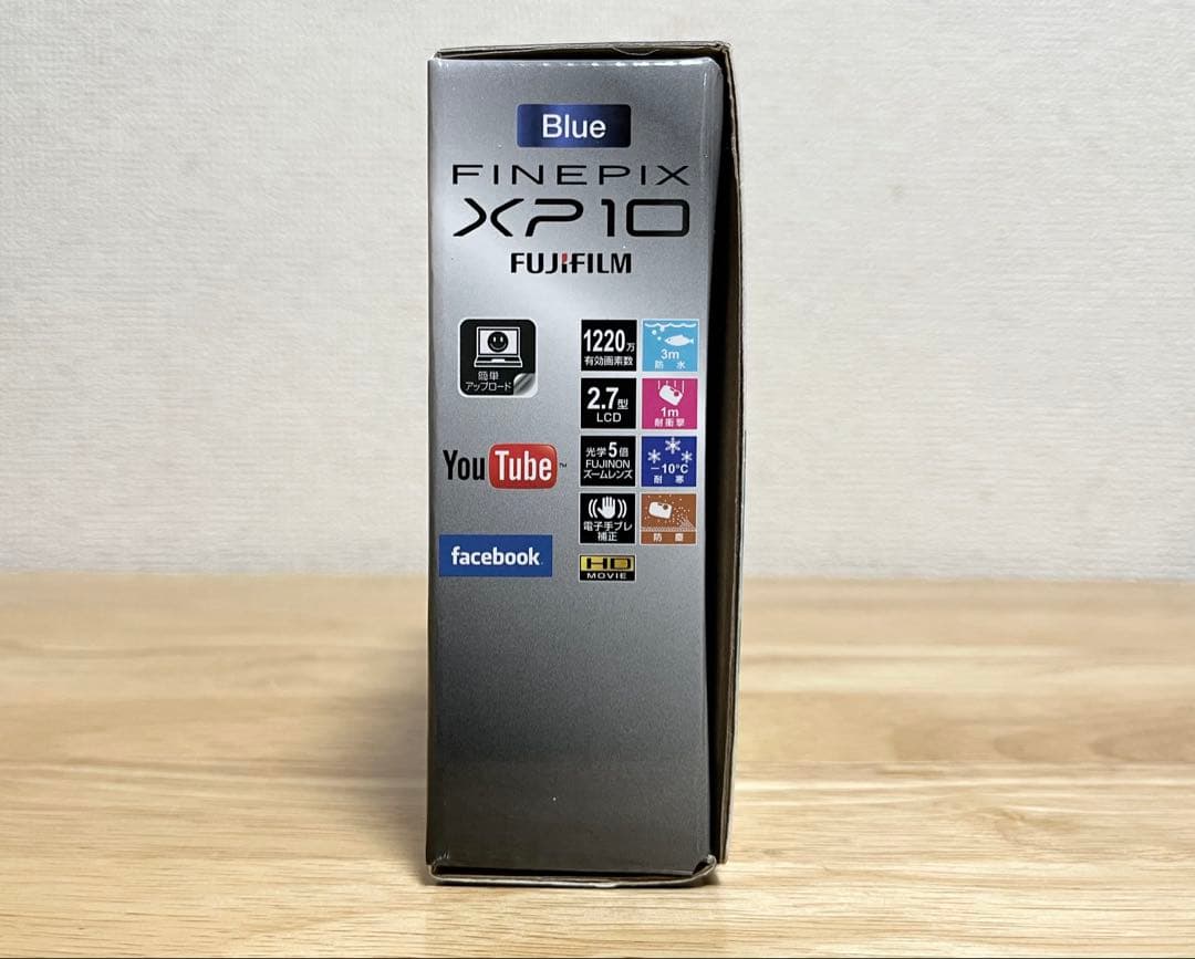 【超美品】FUJI FILM 防水デジタルカメラFinePix XP10