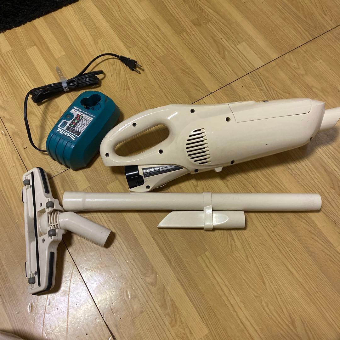 マキタ充電式クリーナCL102D