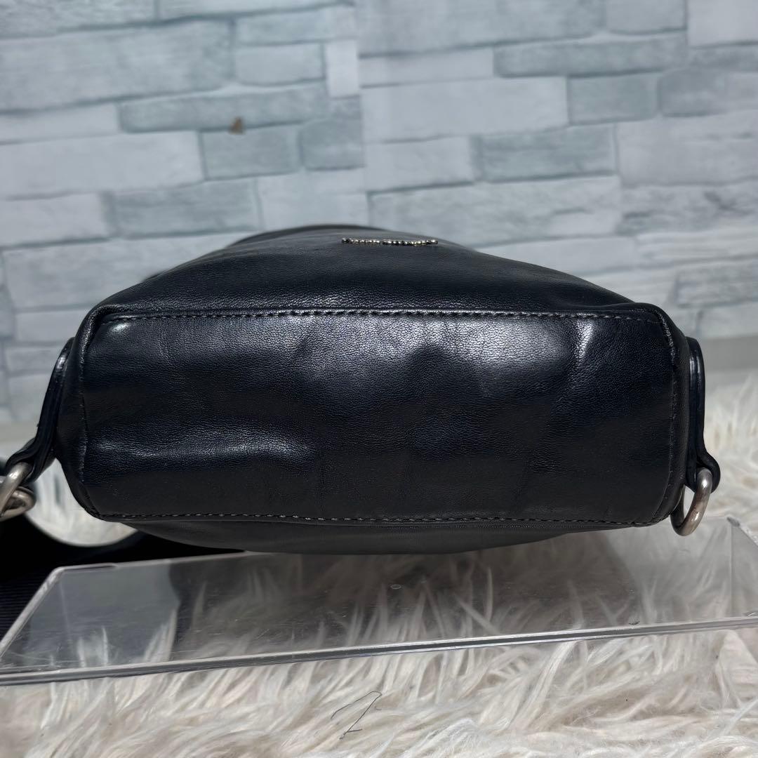 Paul Smith ポールスミス　オールレザー　ボディバッグ　スリングバッグ