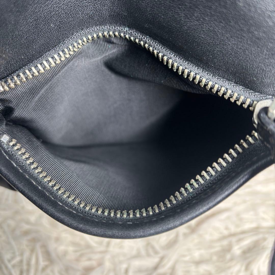 Paul Smith ポールスミス　オールレザー　ボディバッグ　スリングバッグ