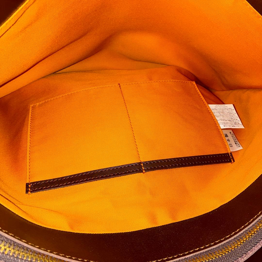 【美品】zeha ツェハ　本革　A4収納 肩掛け可　トートバッグ　ビジネスバッグ