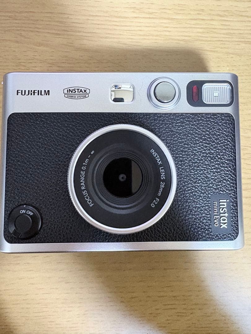 デジタルカメラ instax mini evo