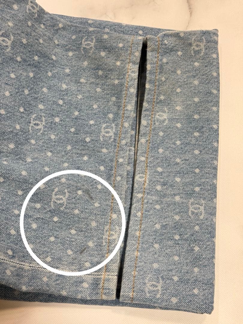 CHANEL デニムパンツ