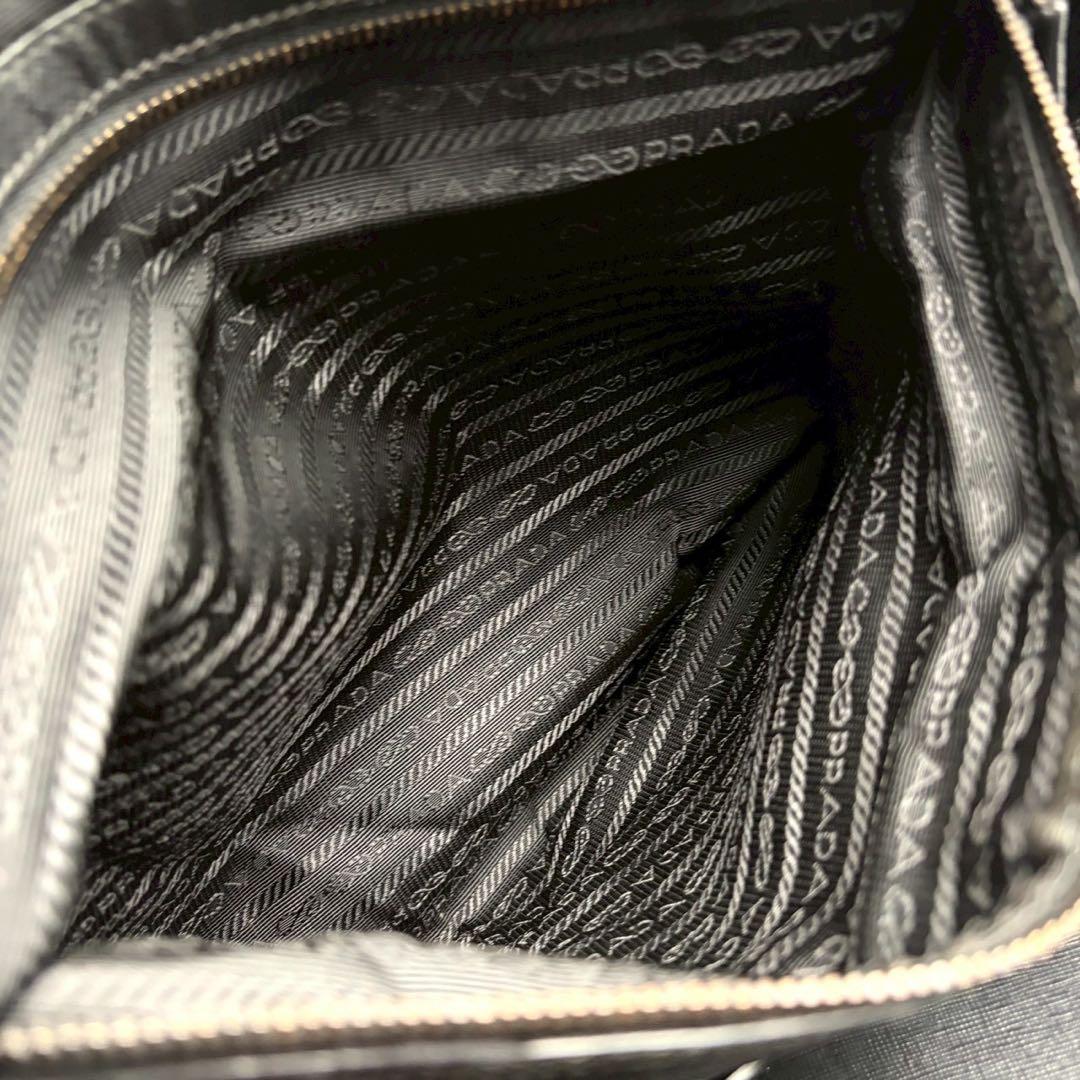 プラダ ビジネスバッグ 三角ロゴ 南京錠 A4可能 ナイロン サフィアーノ 黒