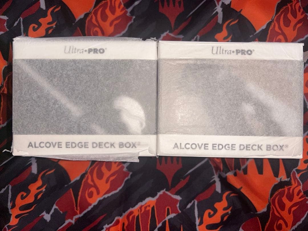 ウルトラプロ　クラウド　セフィロス　デッキケース　MTG FFコラボ未開封未使用