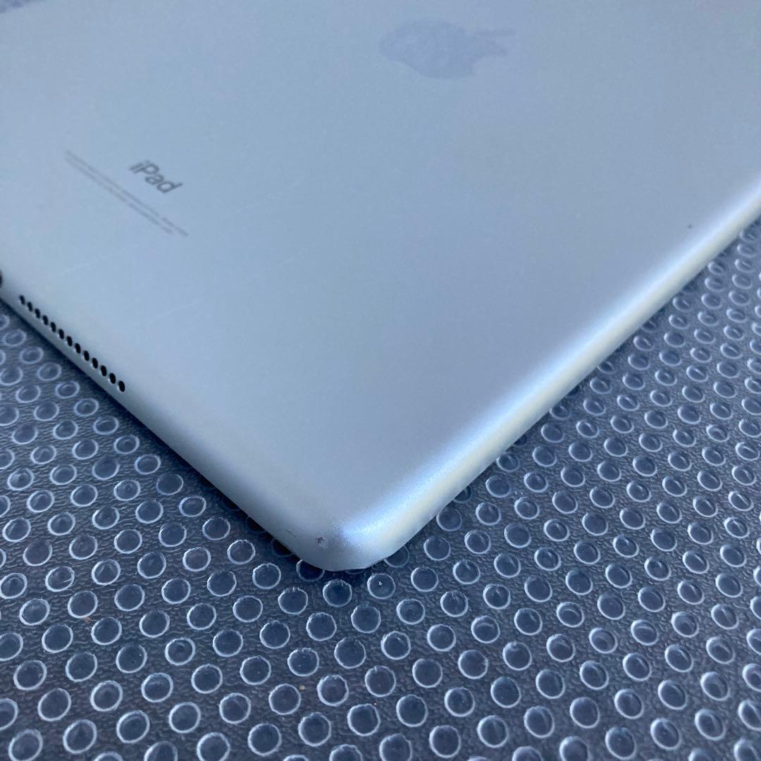 4075【早い者勝ち】電池良好☆iPad6 第6世代 32GB SIMフリー☆