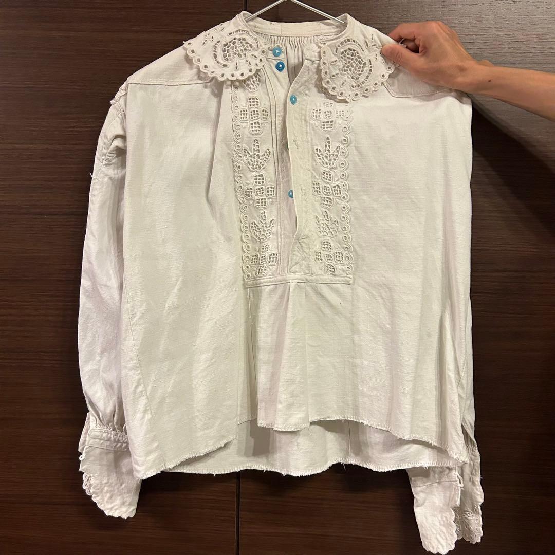 cocomiii刺繍リネンブラウス