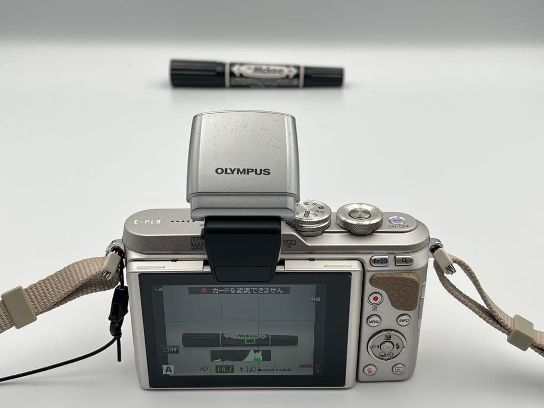 OLYMPUS PEN E-PL8 ミラーレス一眼 デジタルカメラ ブラウン