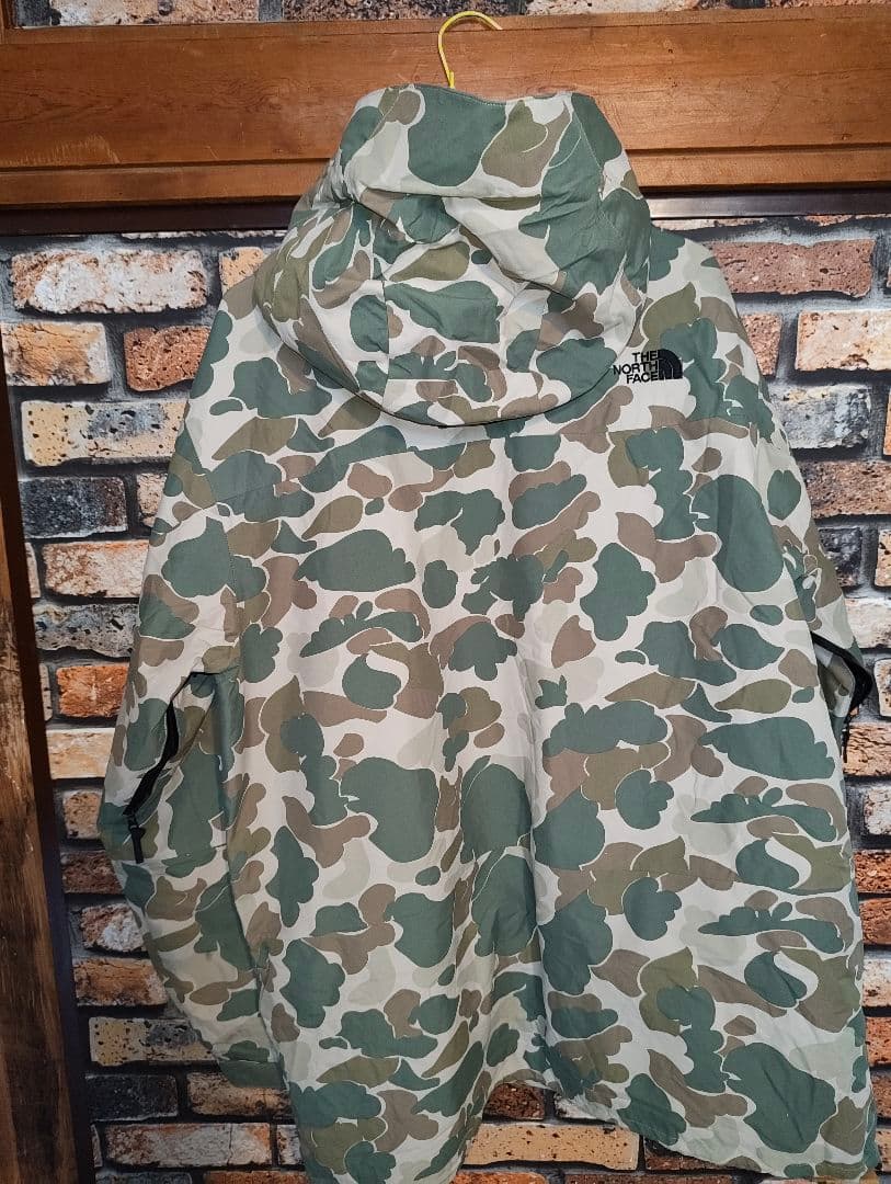 The North Face カモフラージュ マウンテンパーカー
