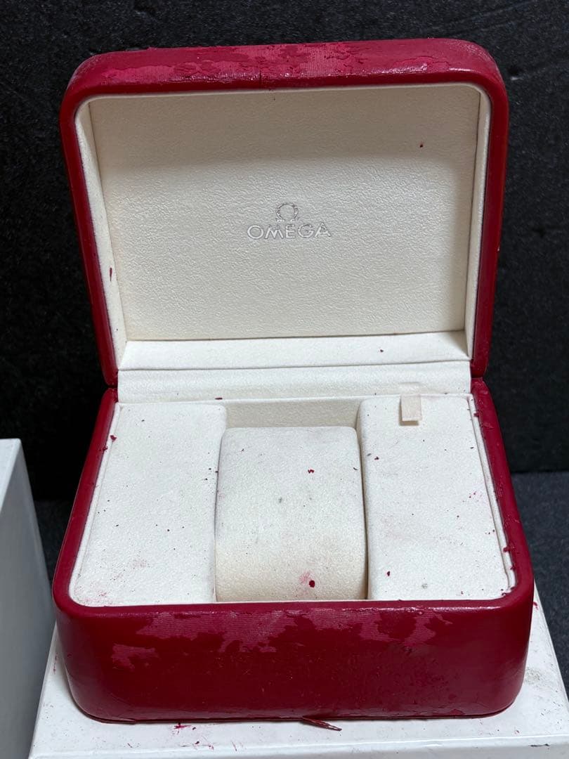 【新年特価】1/3日まで　オメガ　OMEGA 時計箱　3点セット＋グッズ