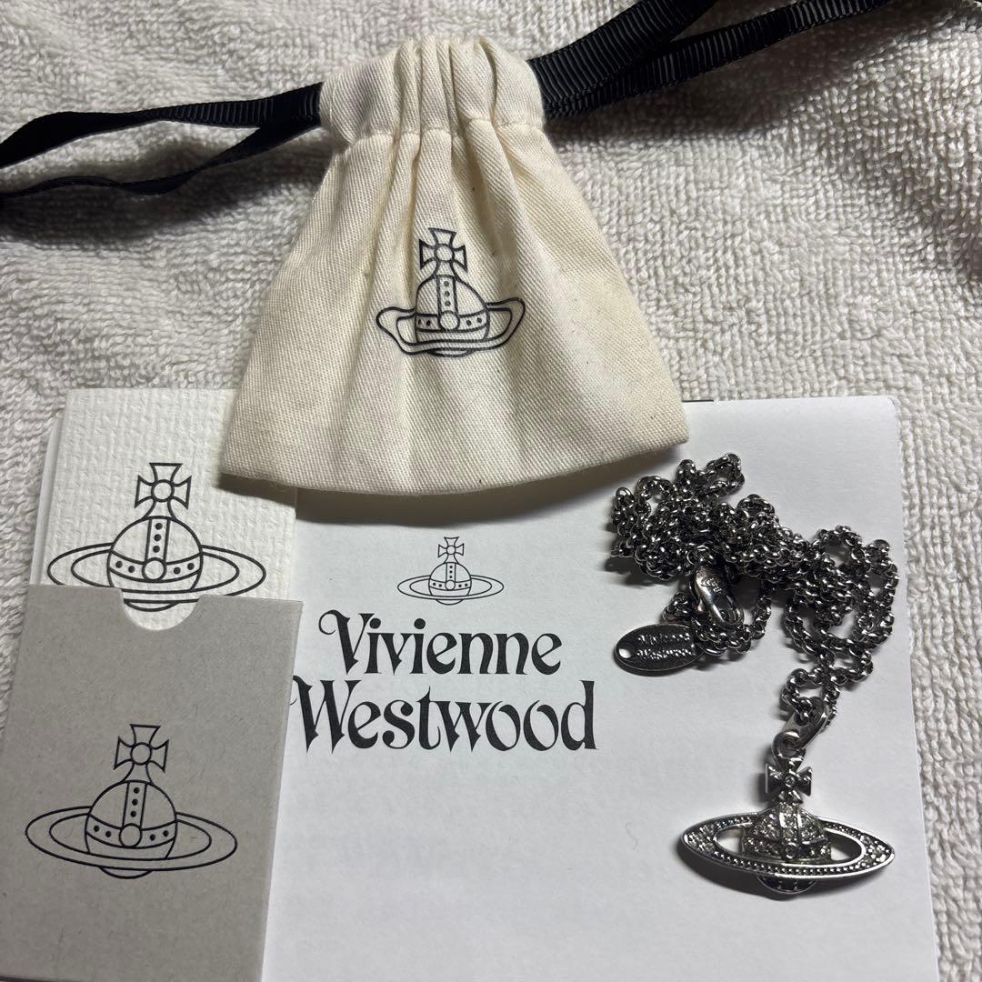 Vivienne Westwood 宇宙船モチーフ ネックレス非売品（現状）