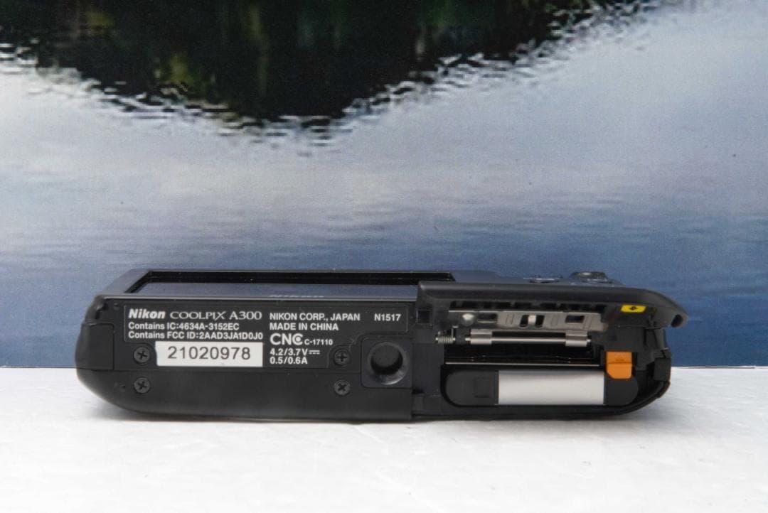 【美品】ニコンNikon coolpix A300 デジカメ