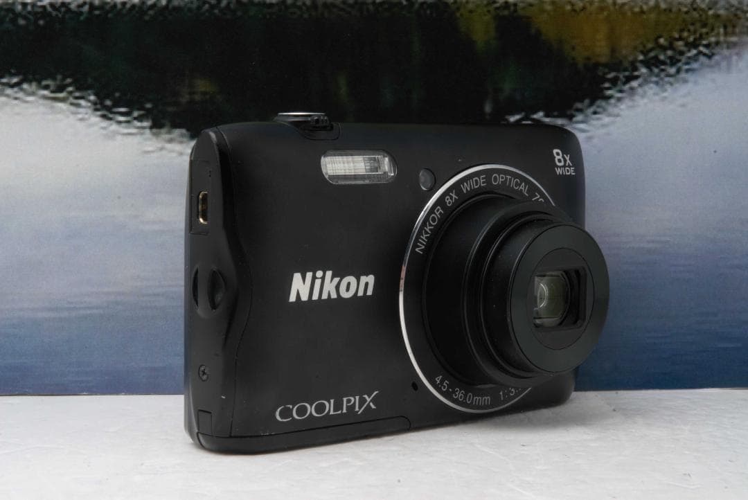 【美品】ニコンNikon coolpix A300 デジカメ
