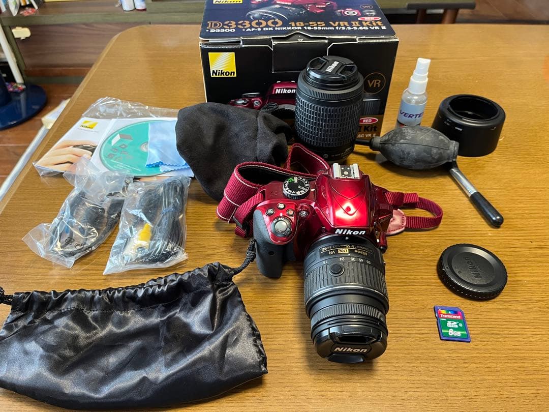 Nikon D3300 18-55 VRⅡKit レッド カメラ