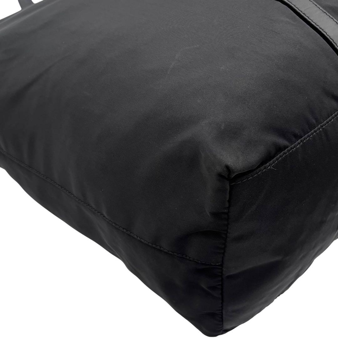 PRADA プラダ　ボストンバッグ　トートバッグ　大容量　旅行バッグ　ナイロン