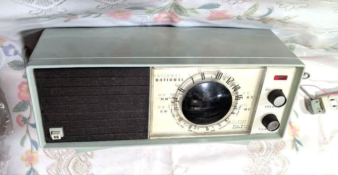 美品！昭和レトロ真空管ラジオ　bluetooth付　AX-430